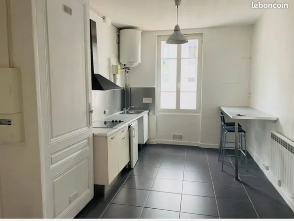Appartement F2 rdc Montchat