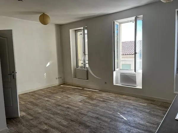 Studio 1 pièce 26 m²