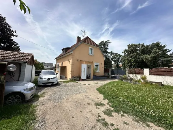 Charmante Maison Individuelle à Mulhouse - 4 Pièces, Jardin