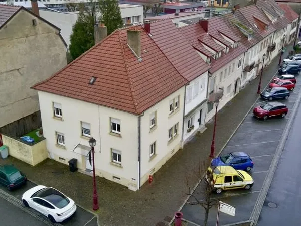 À vendre Maison 118 m2 avec cour et dépendances à Sarralbe