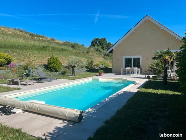 Maison familiale avec piscine et jardin arboré - Farnay, aux portes du Pilat