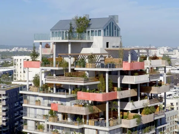 Un penthouse unique avec toit-terrasse et vue à 360°