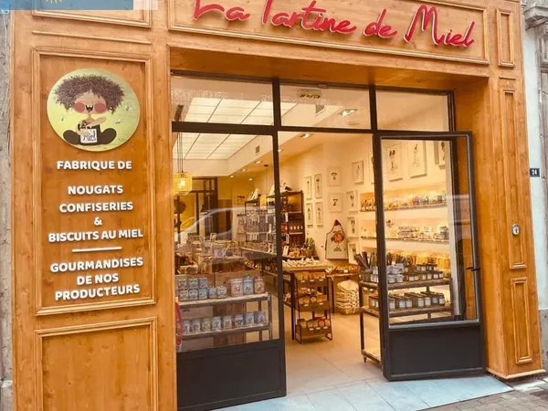 Droit au bail en coeur du centre-ville à côté des Halles de Sète