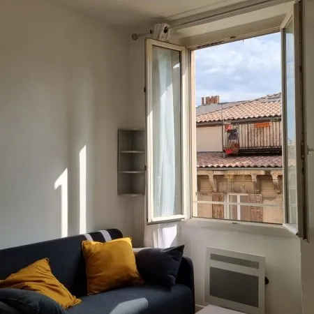 À LOUER : Studio / chambre meublé de 13,34 m2 - Boulevard de la Libération, Marseille 13001
