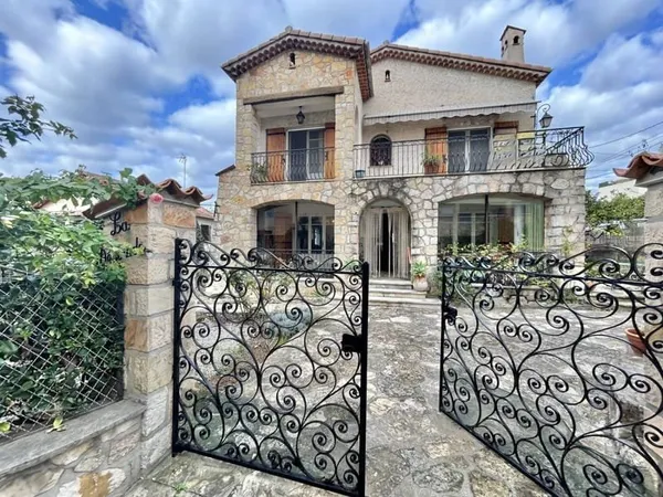 Maison 4 pièces 117 m²