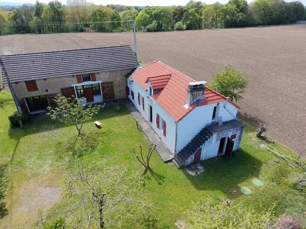 Maison 12 pièces 267 m²