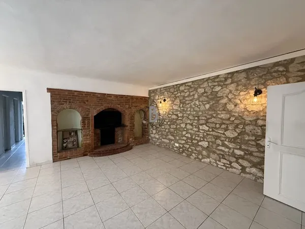 Maison de ville T7- 248 m2- CAGNAC LES MINES
