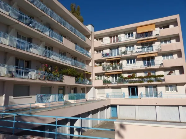 Garage - Quartier Palente