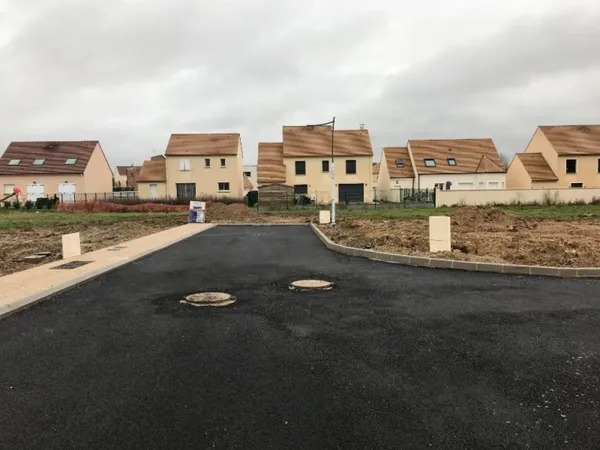 Terrain 300 m²