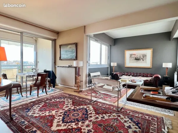 Bordeaux Croix blanche appartement T2 bis avec loggia et garage