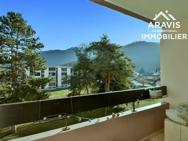 Charmant appartement avec 3 chambres et balcons