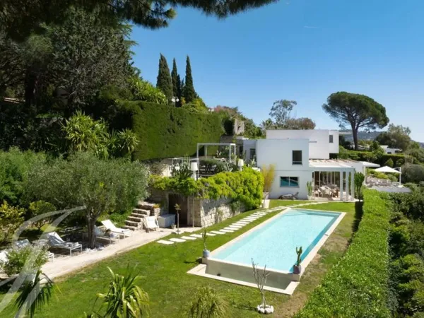 Belle villa contemporaine