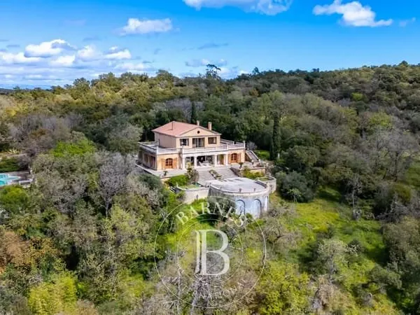 GOLFE DE SAINT-TROPEZ - RAMATUELLE - PROPRIETE VUE MER