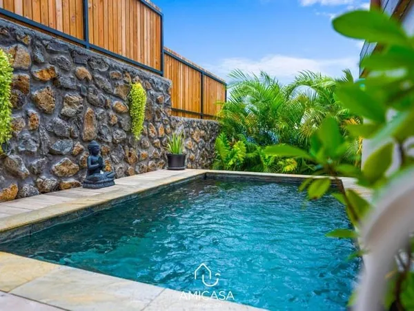 Villa 5 pièces 145 m²