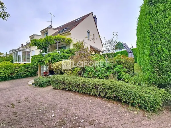 Maison 7 pièces 147 m²