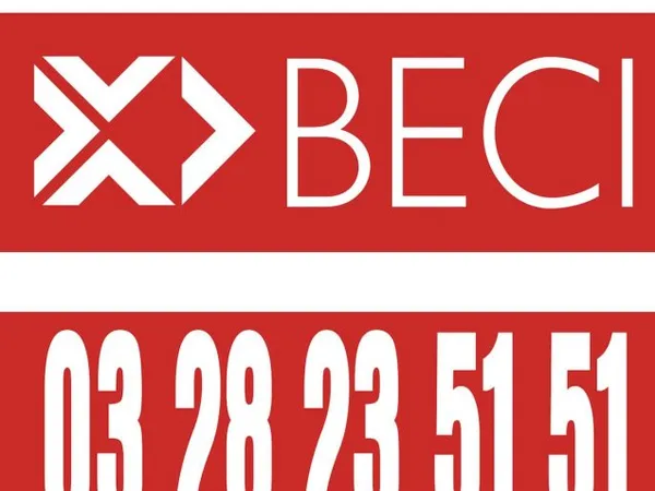 Local professionnel 210 m²