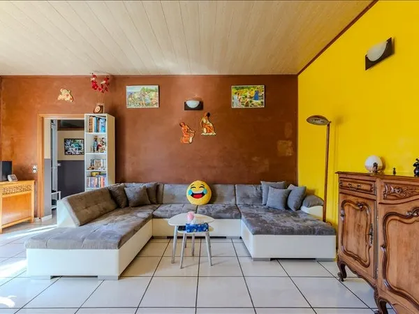 Maison en pierre de 7 pièces principales