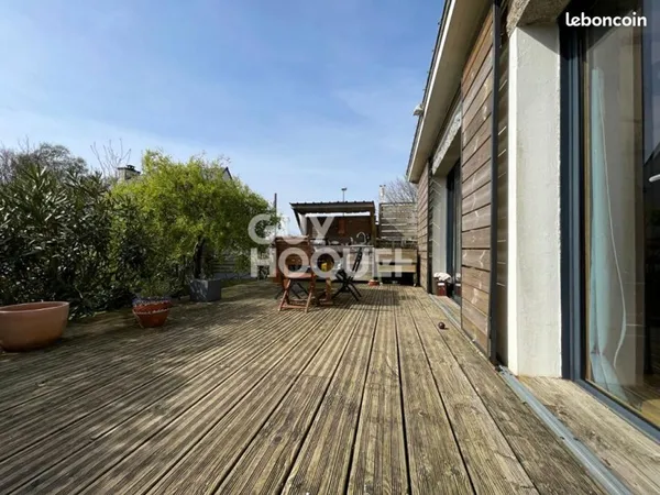Maison 5 pièces 140 m²