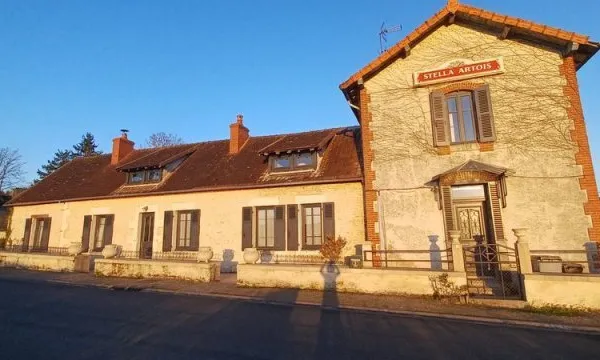 Grande longère campagne Bourbonnaise