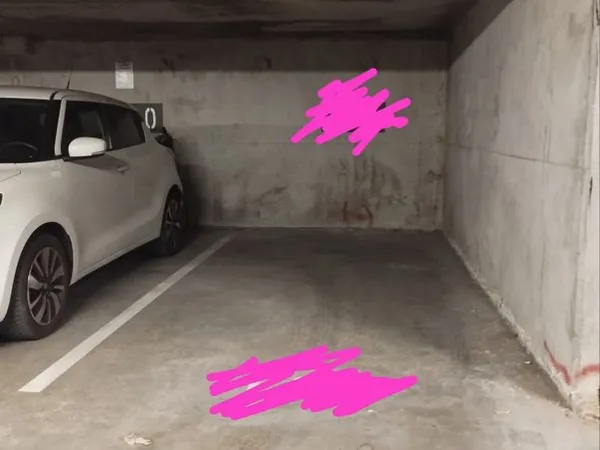 Place de Parking Couverte