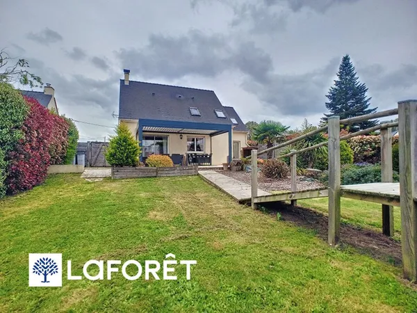 Maison 8 pièces 145 m²