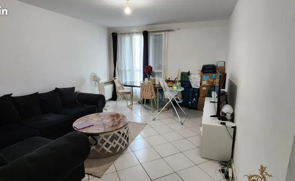 Appartement 3 pièces cave et parking vendu loué bon rendement