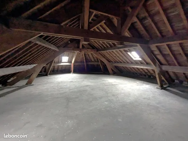 Plateau brut - 138 m² au sol - Hyper centre