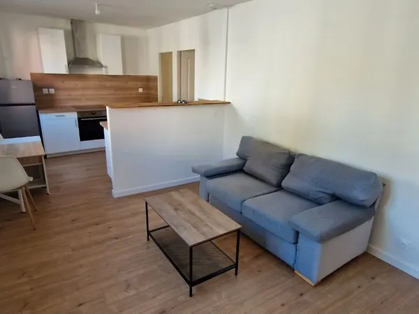 Appartement F3 centre ville