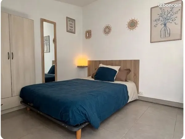 Studio meublé indépendant dans résidence privée privat