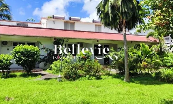 Maison 13 pièces 346 m²