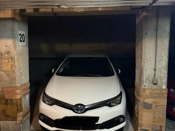 Loue parking 11m²