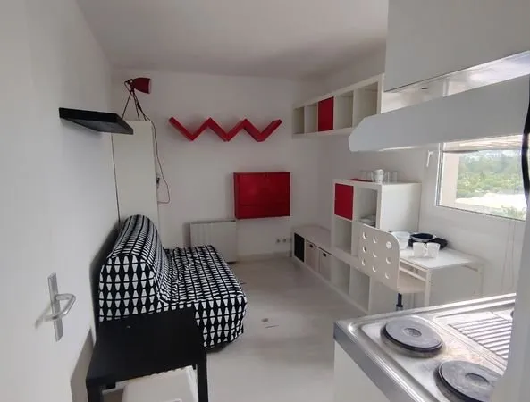 Loue studio meublé dans l'Alouette
