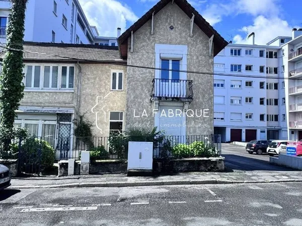 Immeuble 137 m²