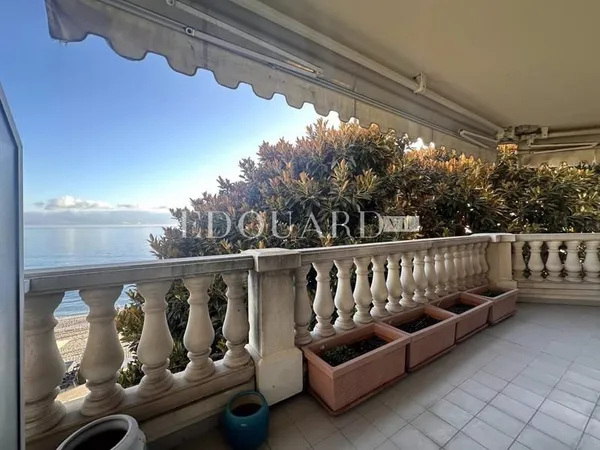 Deux pièces à vendre dans résidence de grand standing avec conciergerie, piscine, sauna et salle de