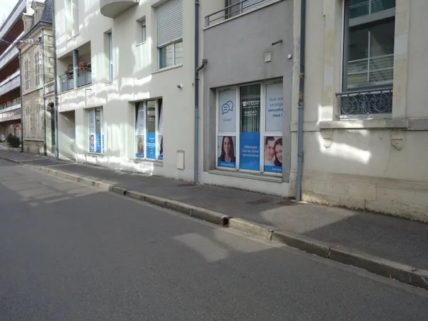 Local professionnel 116 m²