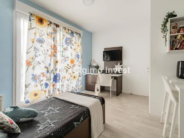 Studio 1 pièce 21 m²