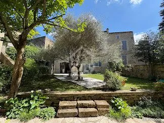 Maison 7 pièces 200 m²