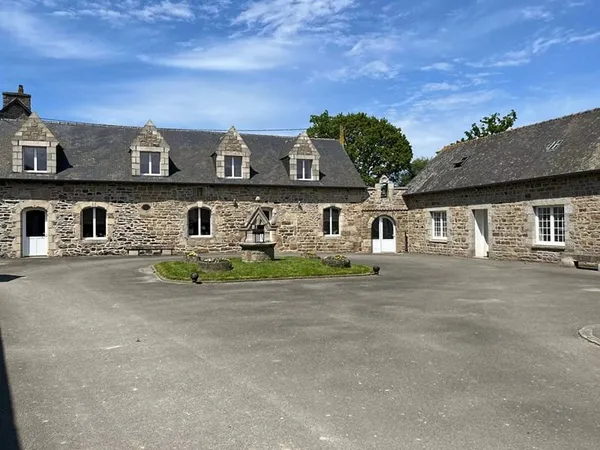 Maison 12 pièces 210 m²