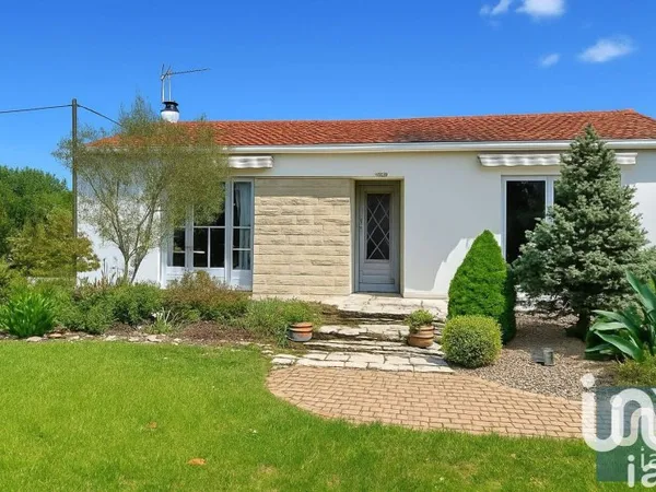 Maison de plain-pied 7 pièces 205 m²