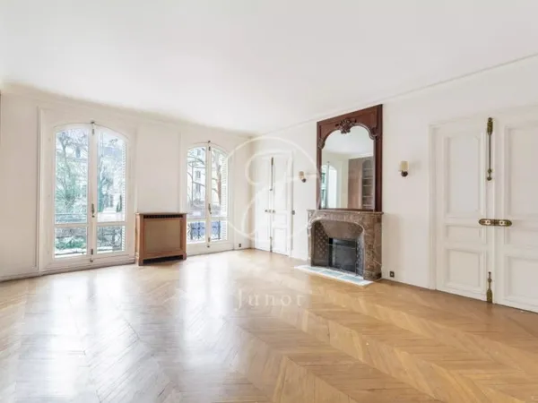 Paris 17e - SAINT AUGUSTIN / GENERAL FOY - Appartement à vendre