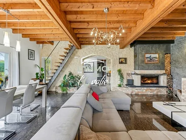 Maison Lagraulet Saint Nicolas 4 pièce(s) 170 m2 avec garage et dépendances