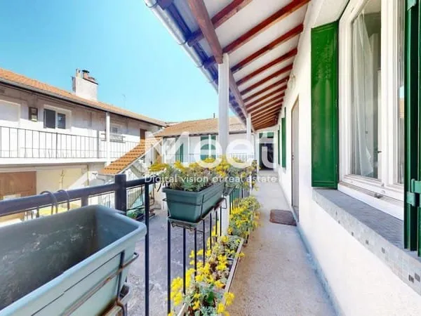 VILLEJUIF - 3 PIECES - COPROPRIETE FAMILIALE