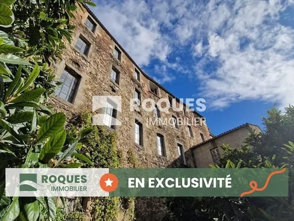 Maison 10 pièces 255 m²