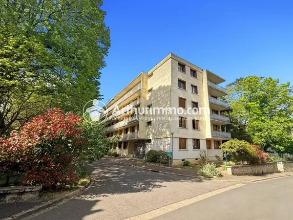 Appartement 5 pièces 106 m²
