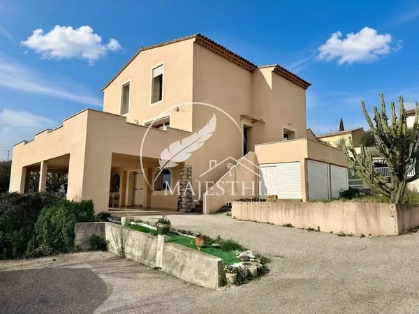 Magnifique Maison Contemporaine à PIERREFEU DU VAR