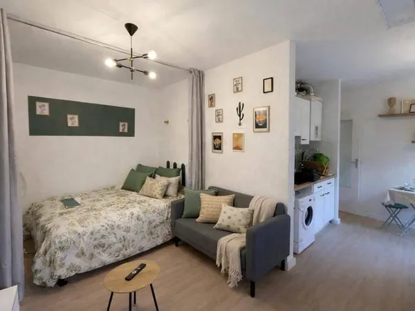 Studio 1 pièce 37 m²