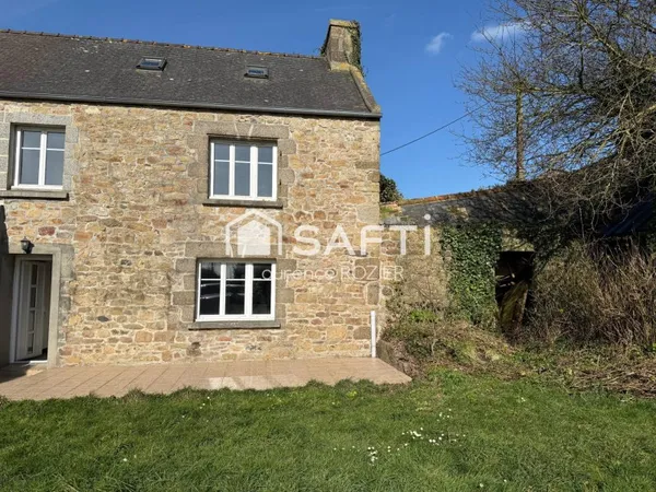 A VENDRE BRELES CORPS DE FERME T5 3 CHAMBRES 62 m2