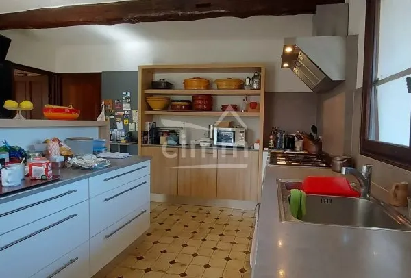 Gîte- Maison d'hôtes entièrement meublé et équipé à La Motte-du-Caire avec terrain de 4500 m2