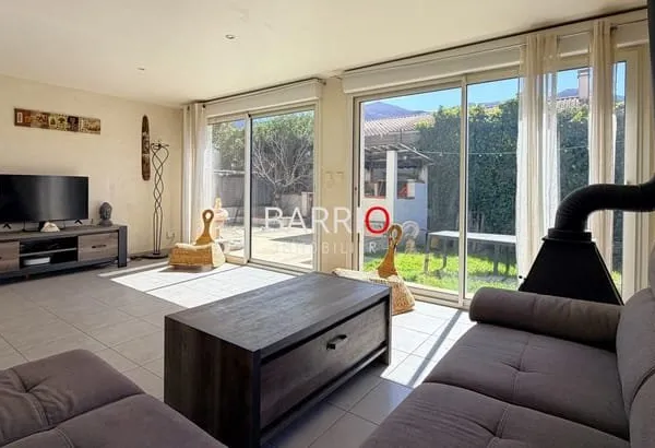Villa de plain-pied de 145m2 avec 5 chambres