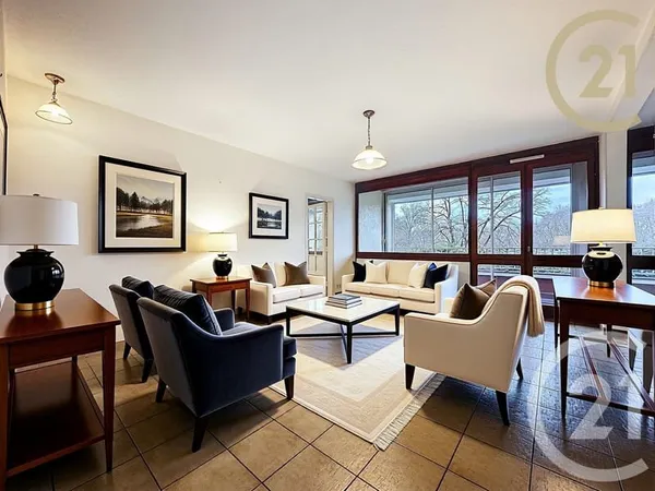 Appartement 6 pièces 138 m²